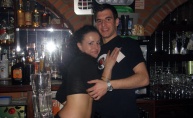 Striper na Dan žena mamio djevojke u Village pubu