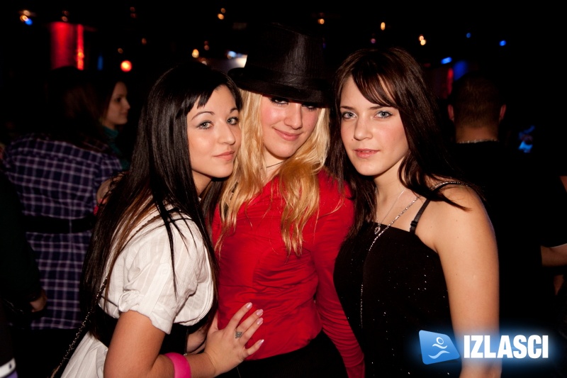 Material girls zavladale Aruba clubom