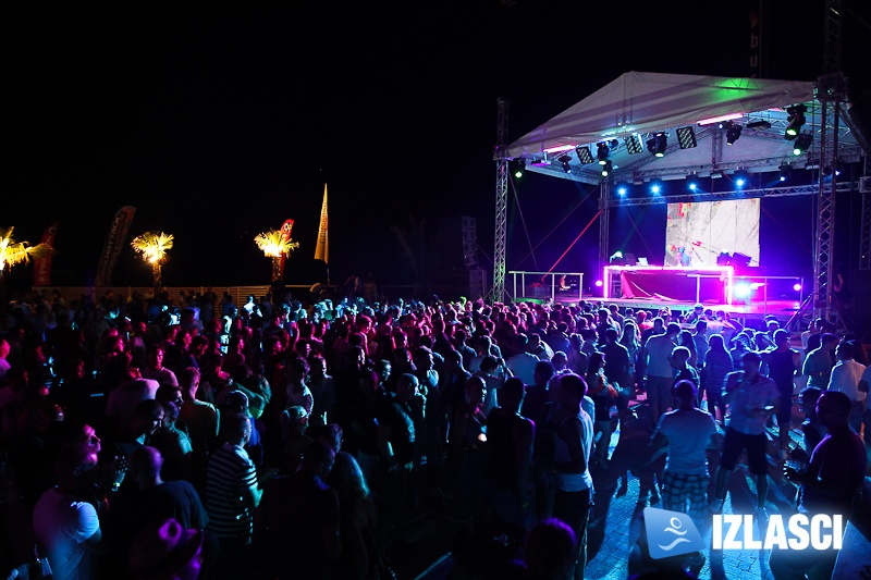 Get EXITed - Denis Ferrer @ Papaya
