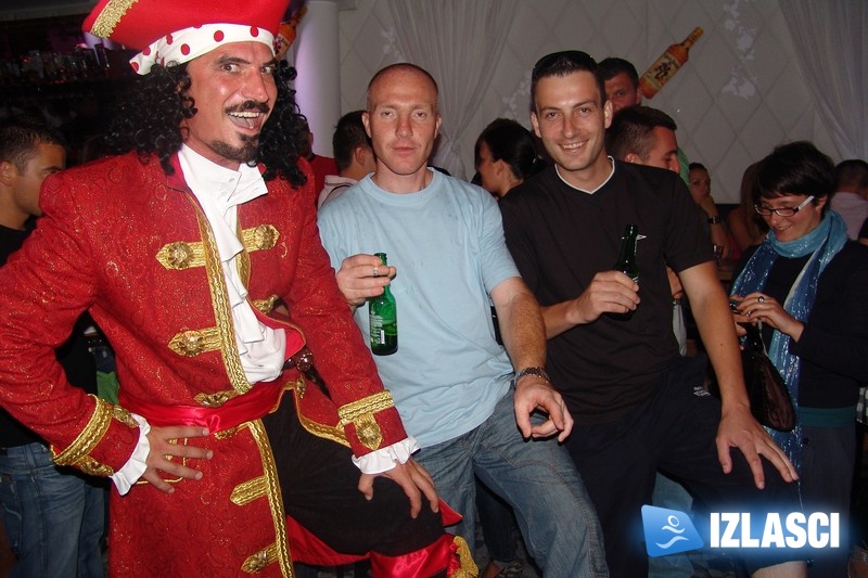 Gdje je Captain Morgan tu je party! Cocomo, Novalja